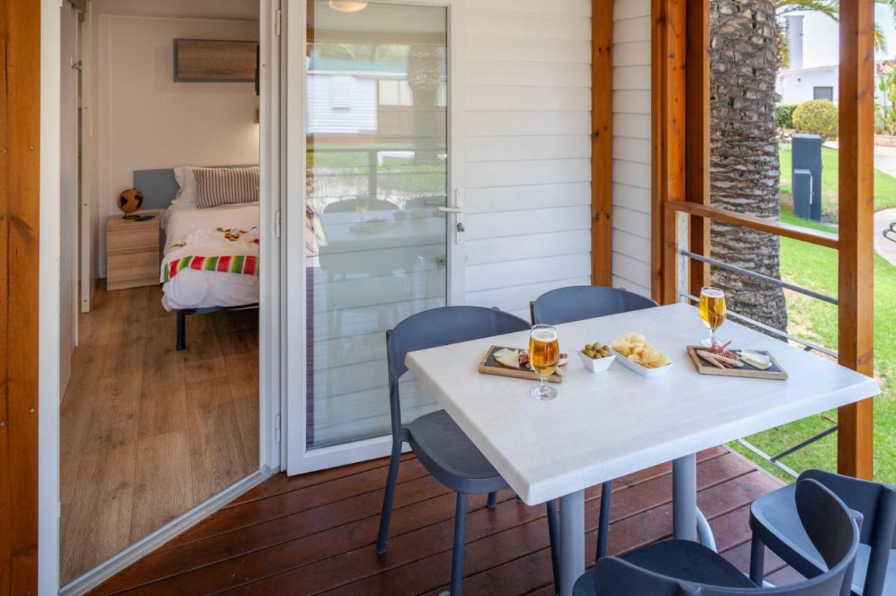 Camping Vila Village Sant Feliu de Buixalleu المظهر الخارجي الصورة