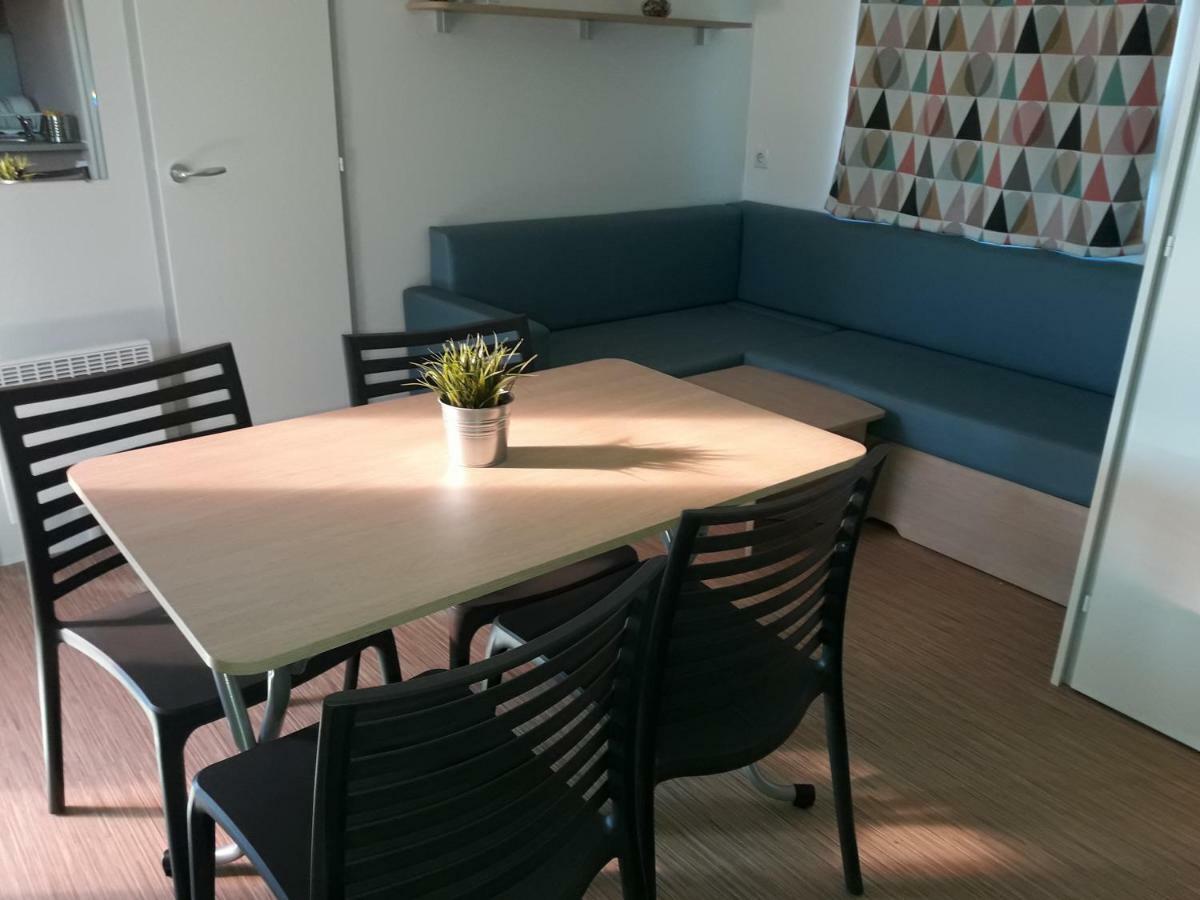 Camping Vila Village Sant Feliu de Buixalleu المظهر الخارجي الصورة