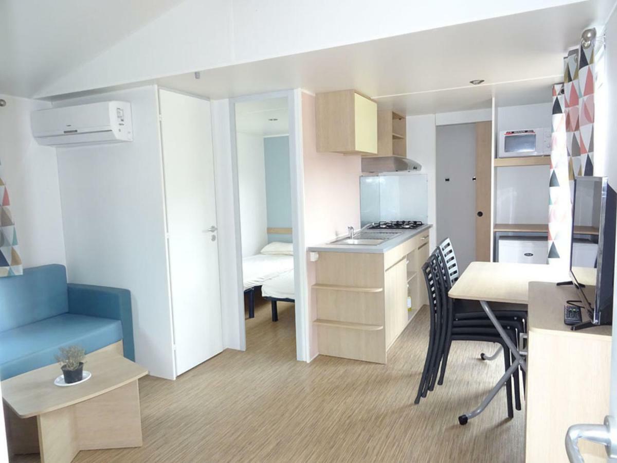 Camping Vila Village Sant Feliu de Buixalleu المظهر الخارجي الصورة